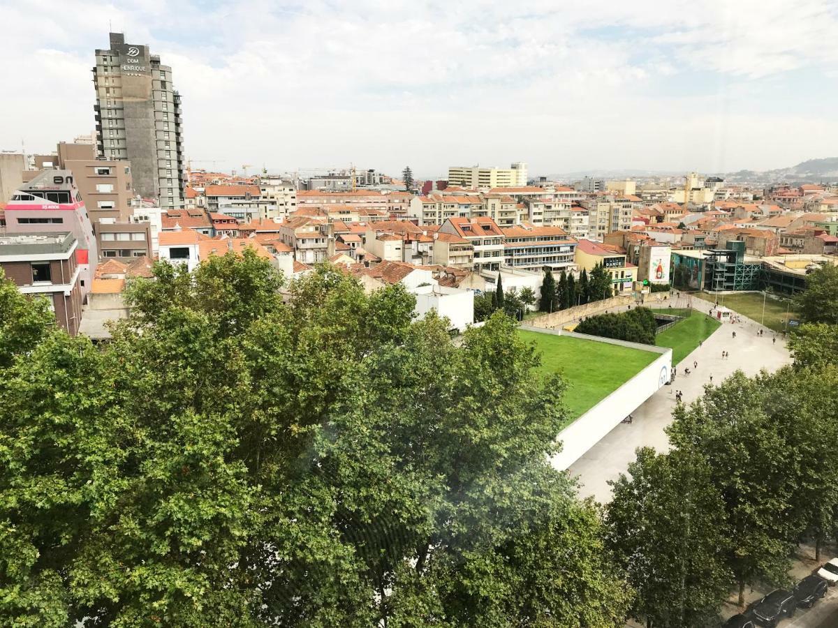 Camoes Lookout Apartment Porto Bagian luar foto