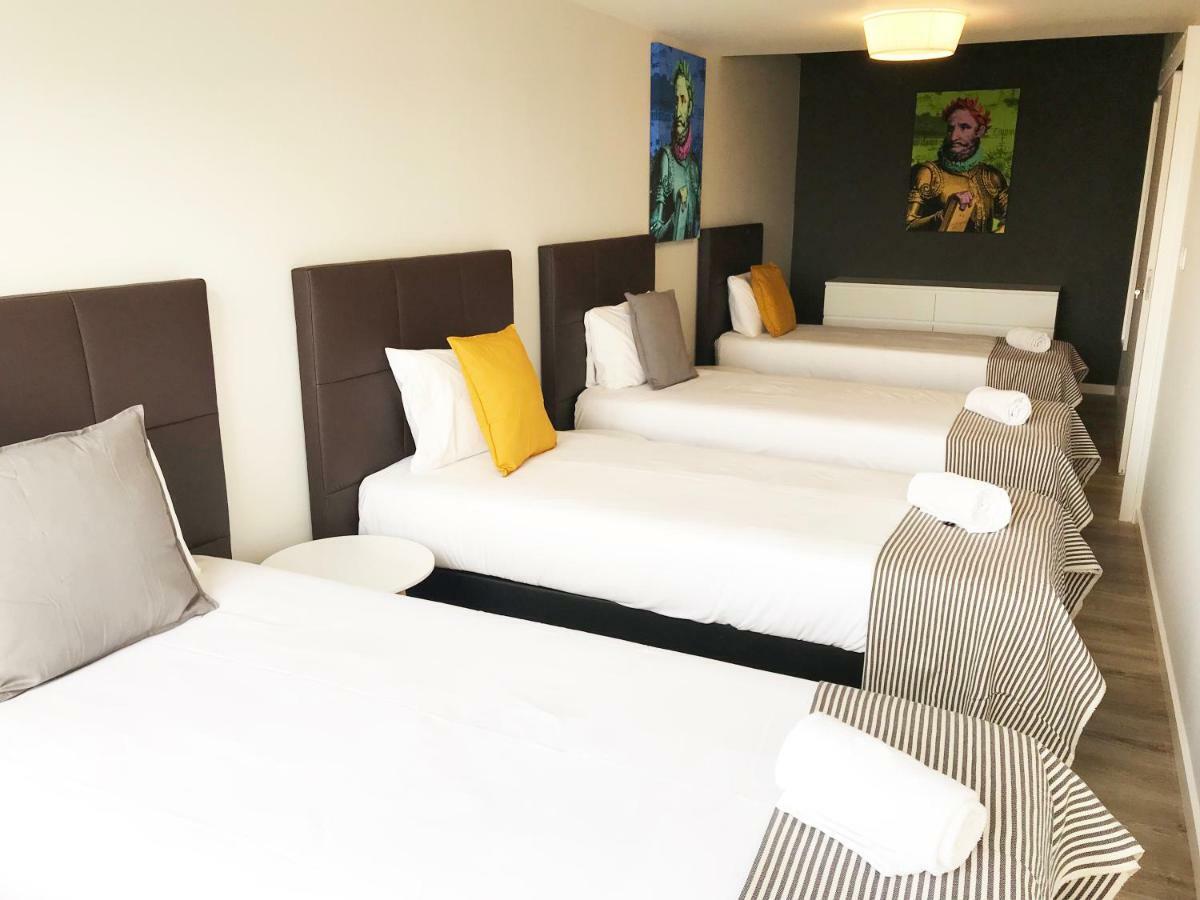 Camoes Lookout Apartment Porto Bagian luar foto