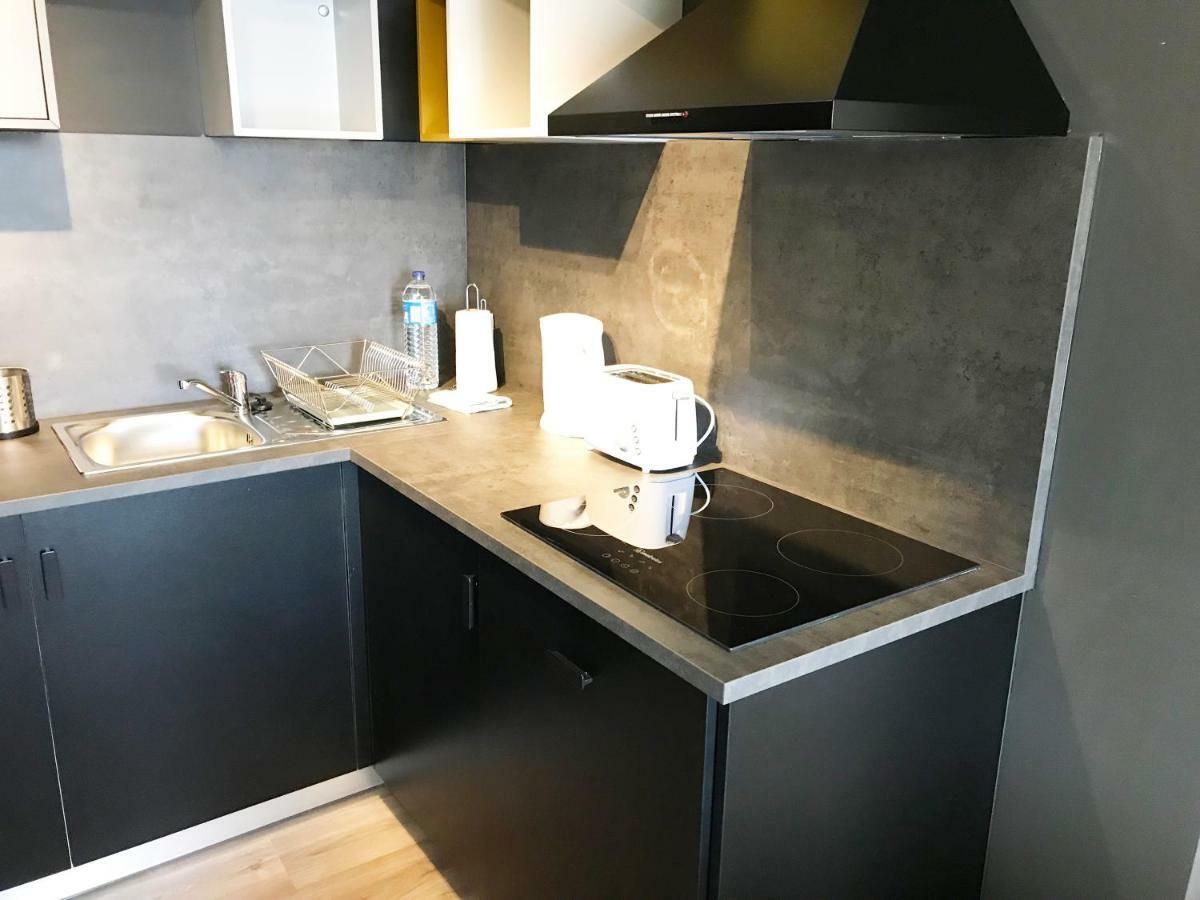 Camoes Lookout Apartment Porto Bagian luar foto